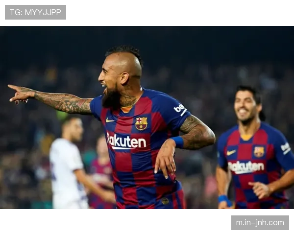 穆勒自曝胡子造型由懒得刮而来 队友纷纷效仿成更衣室新潮流 穆勒自曝胡子造型由懒得刮而来 队友纷纷效仿成更衣室新潮流